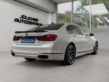 BMW 750 - 3