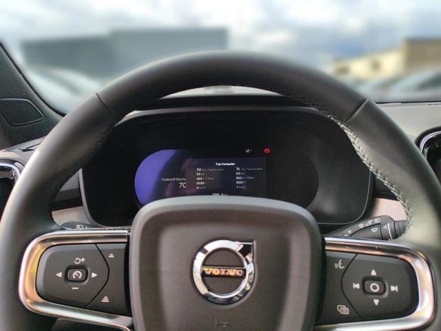 VOLVO XC 40 (Bild 15 von Array)
