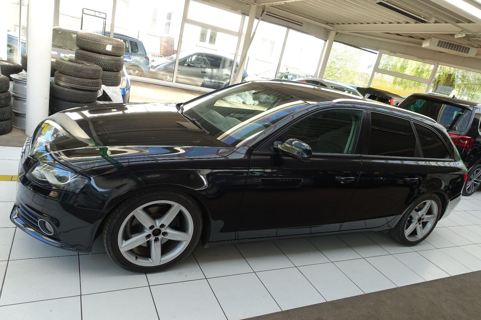 Audi A4 2009 — photo 14