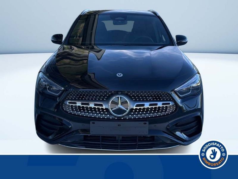 Mercedes-Benz GLA 180 Automatic AMG Line Advance imagem 3