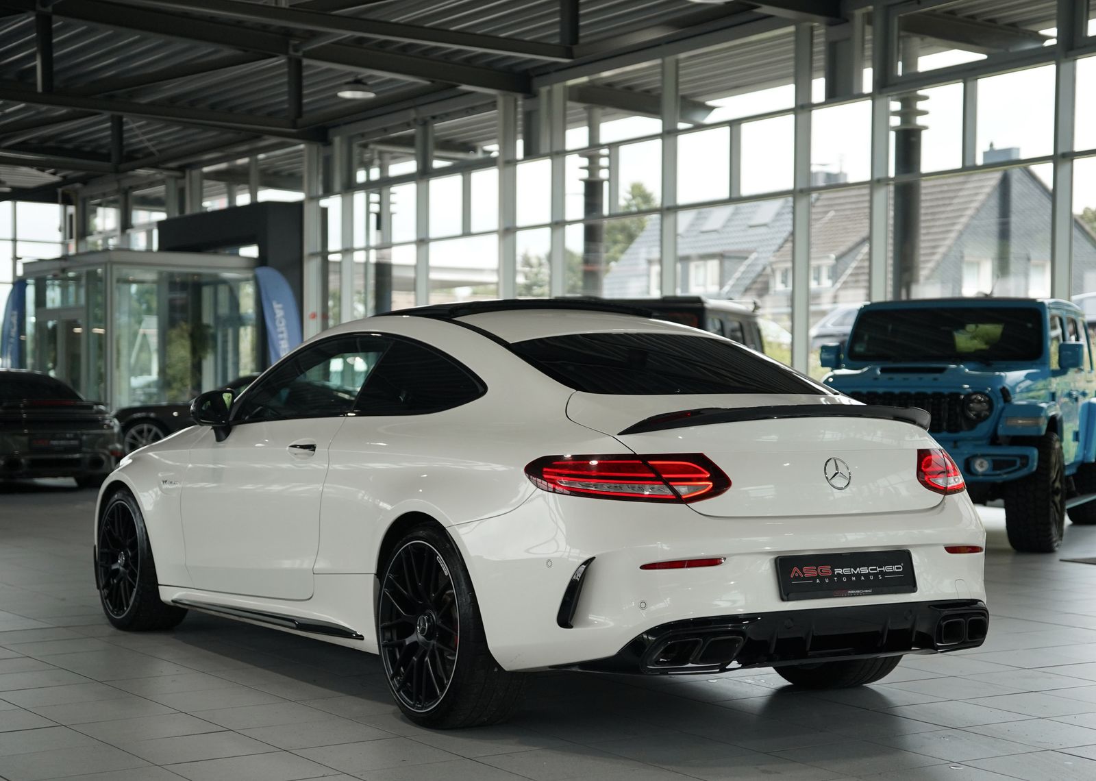 Mercedes Benz C 63 Amg