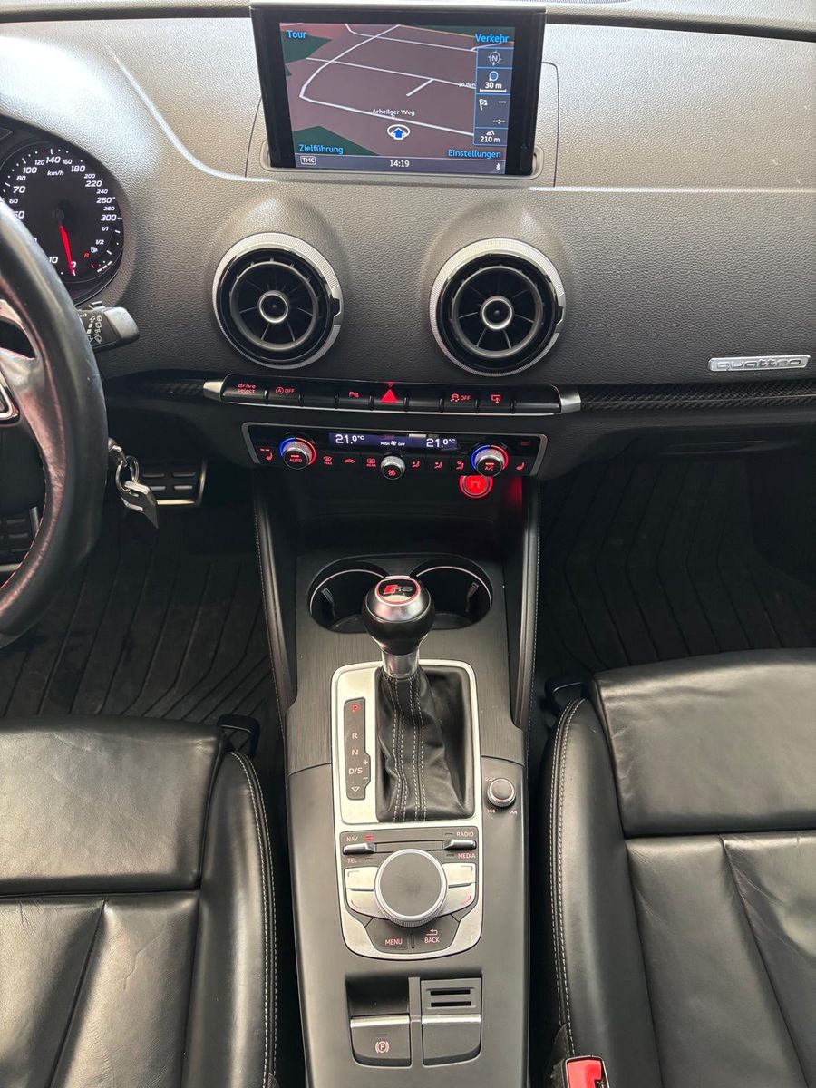 Fahrzeugabbildung Audi RS3 2.5TFSI quattro noOPF*B&O*Carbon*280kmh*LED