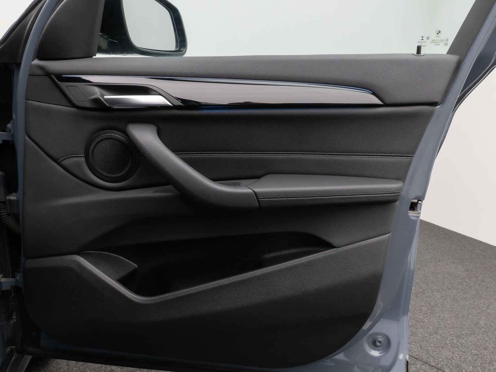 Fahrzeugabbildung BMW X1 xD25e Sport Line Kamera HUD DAB Komfort Navi+