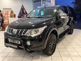 Mitsubishi L200 Top Doppelkabine 4WD AUTOMATIK 181 PS - Mitsubishi: Von Händlern