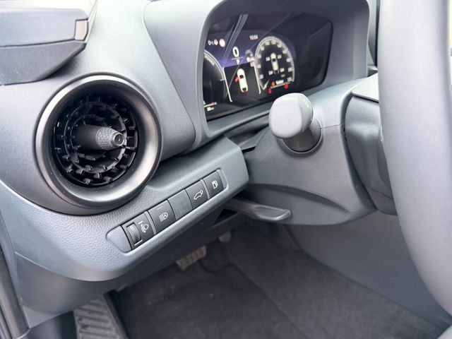 Toyota C-HR 1,8 l Teamplayer + Technik Paket