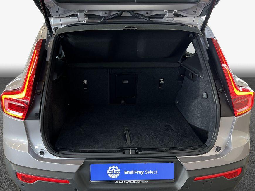 Volvo XC40 B3 Plus-Dark DKG Glasd Pixel-LED Pilot BLIS
