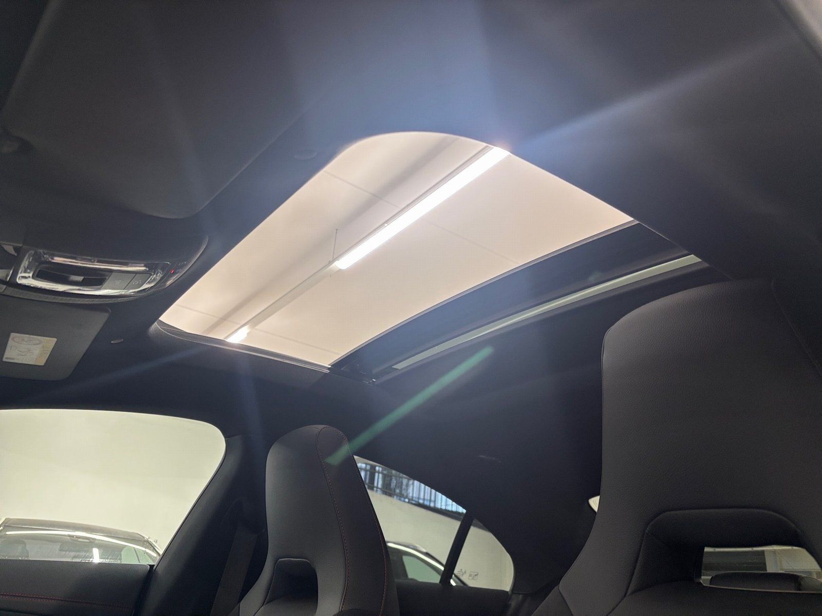 Fahrzeugabbildung Mercedes-Benz CLA 200 AMG PLUS*STDHZG*Pano*HUD*360°*Multibeam*