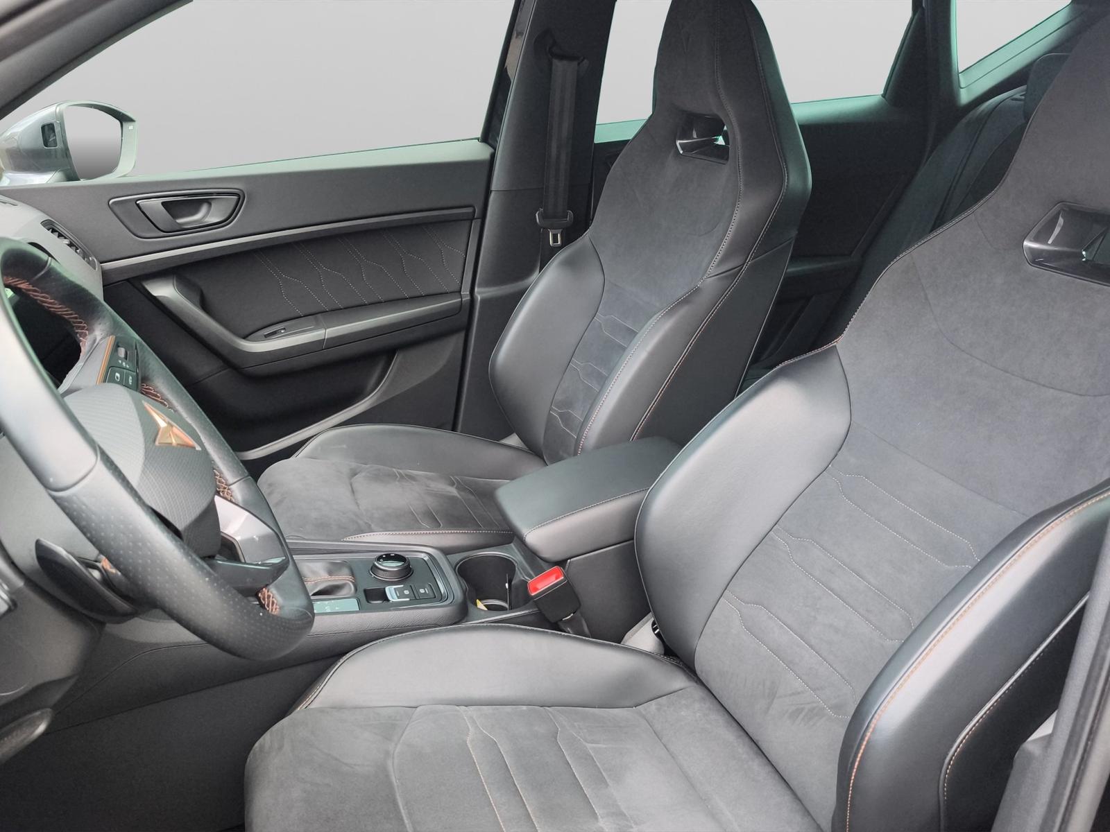 Cupra Ateca 1.5 TSI DSG LED+NAVI+KAMERA+PARKLENK+19