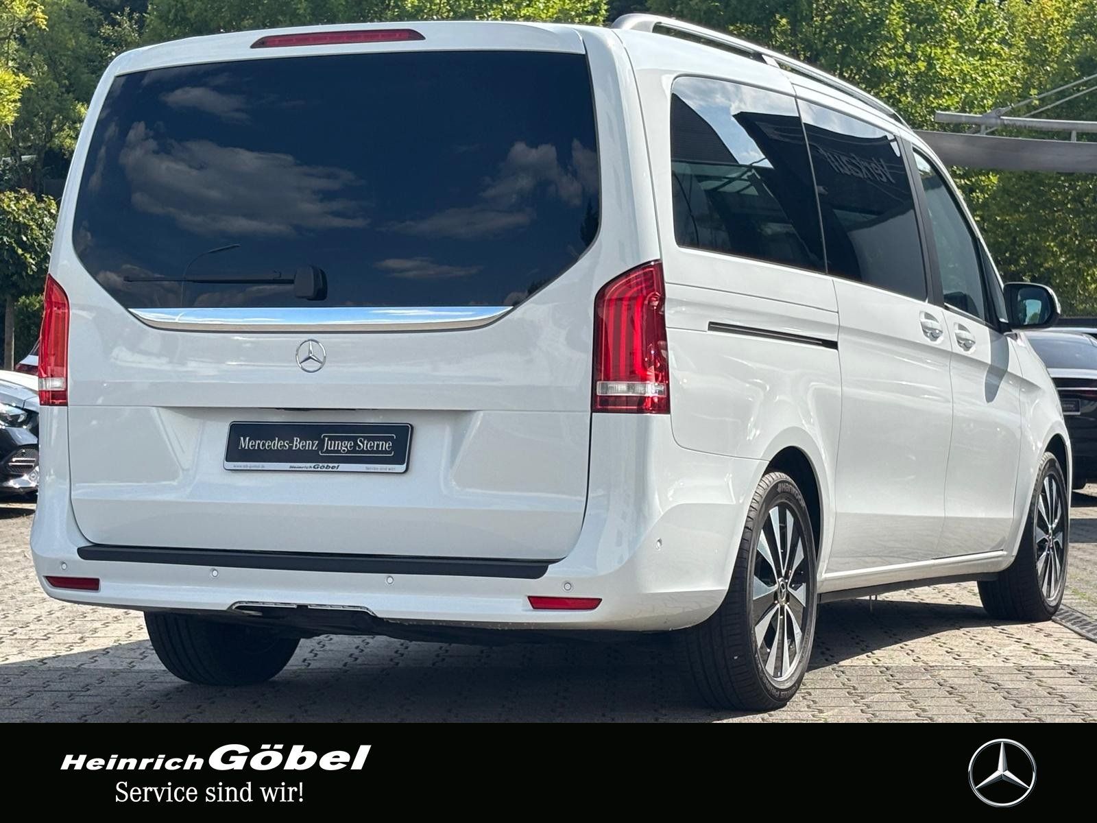 Fahrzeugabbildung Mercedes-Benz V 250 d EDITION*LANG*AHK+LED*TOTWINKEL*KAMERA*