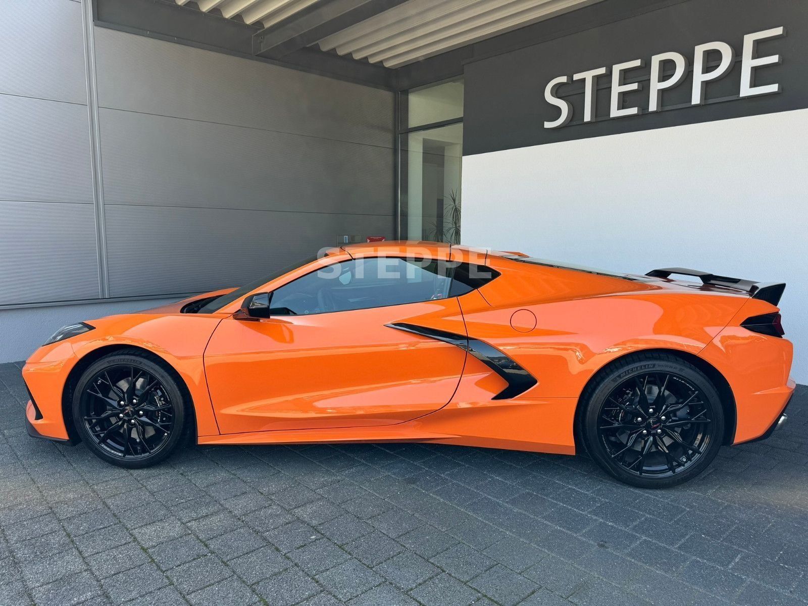 Corvette C8 Stingray Coupe 6,2 V8 3LT Europamodell STEPPE