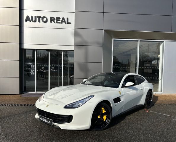 FERRARI GTC4Lusso