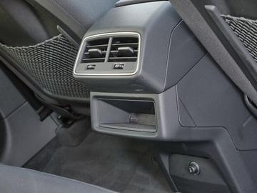 صورة مصغرة 18 لـ 2023 AUDI Q8 E-TRON