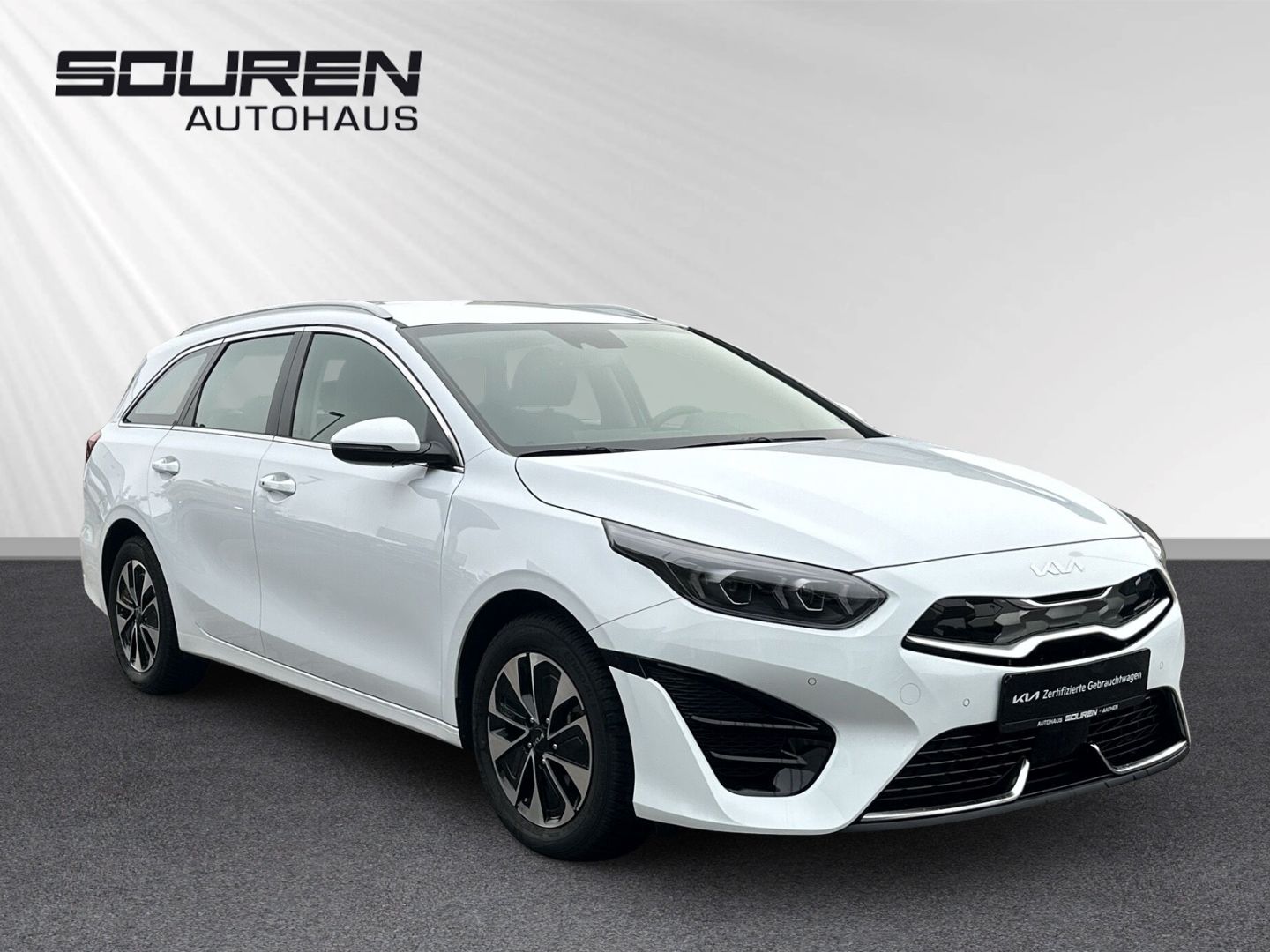 Fahrzeugabbildung Kia Ceed_sw Plug-in Hybrid Spirit 1.6 + El. Panodach