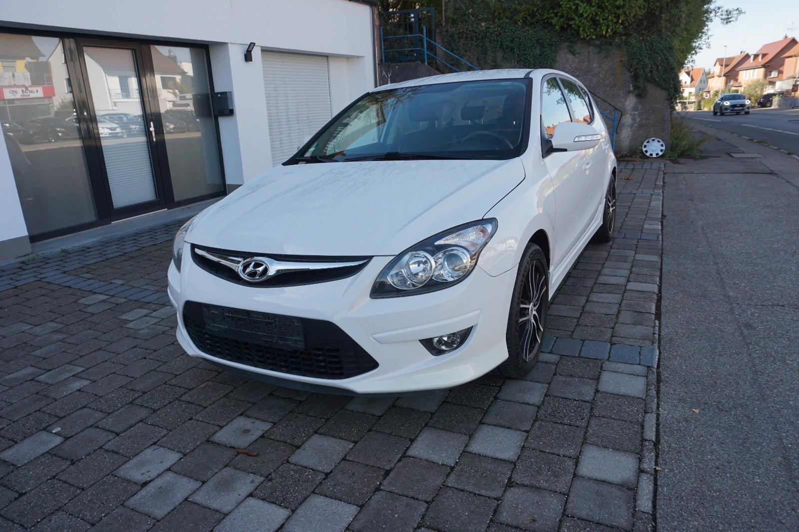 Hyundai i30 *Sitzheizung*Leder
