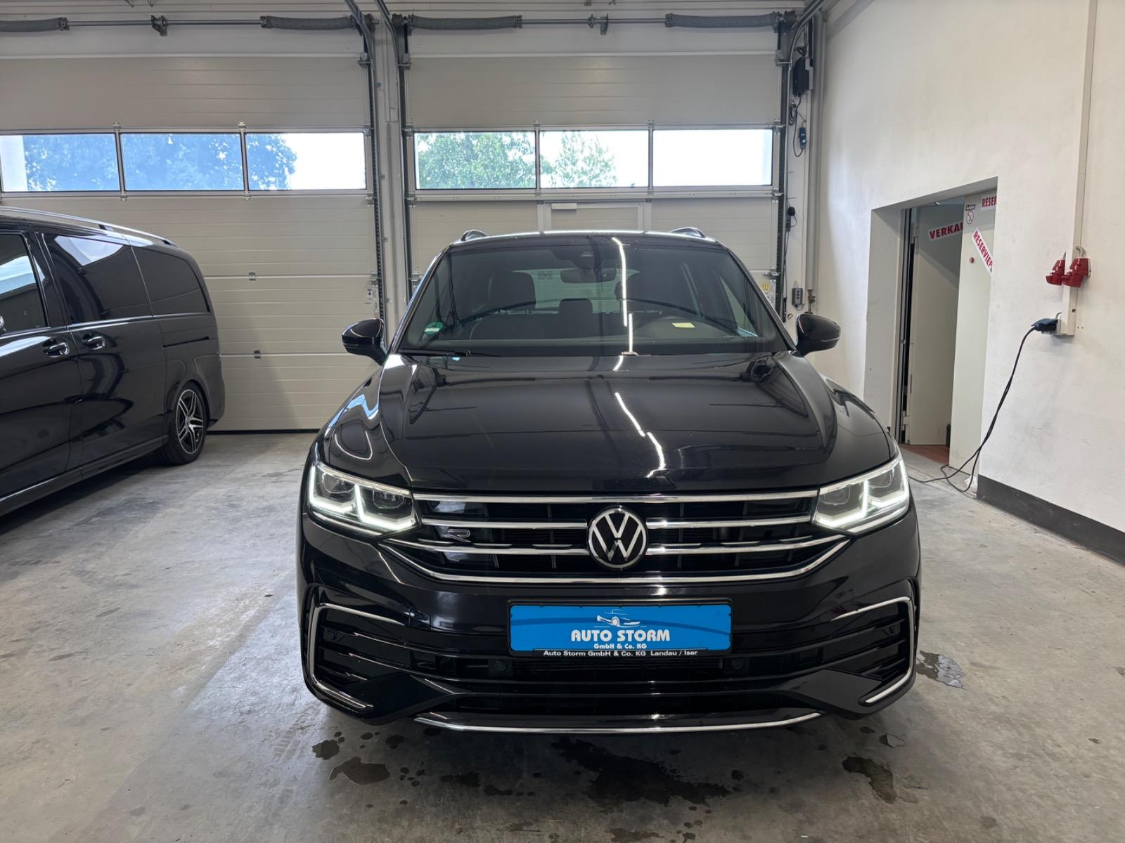 Volkswagen Tiguan 2.0 TDI R-Line*ACC*MATRIX*SpurH* Navi+