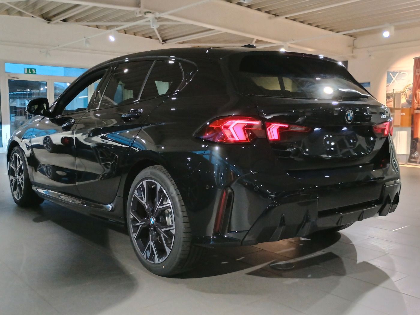 Fahrzeugabbildung BMW 123 xDrive M-Sportpaket HK-HiFi/HUD/360/AdaptLED