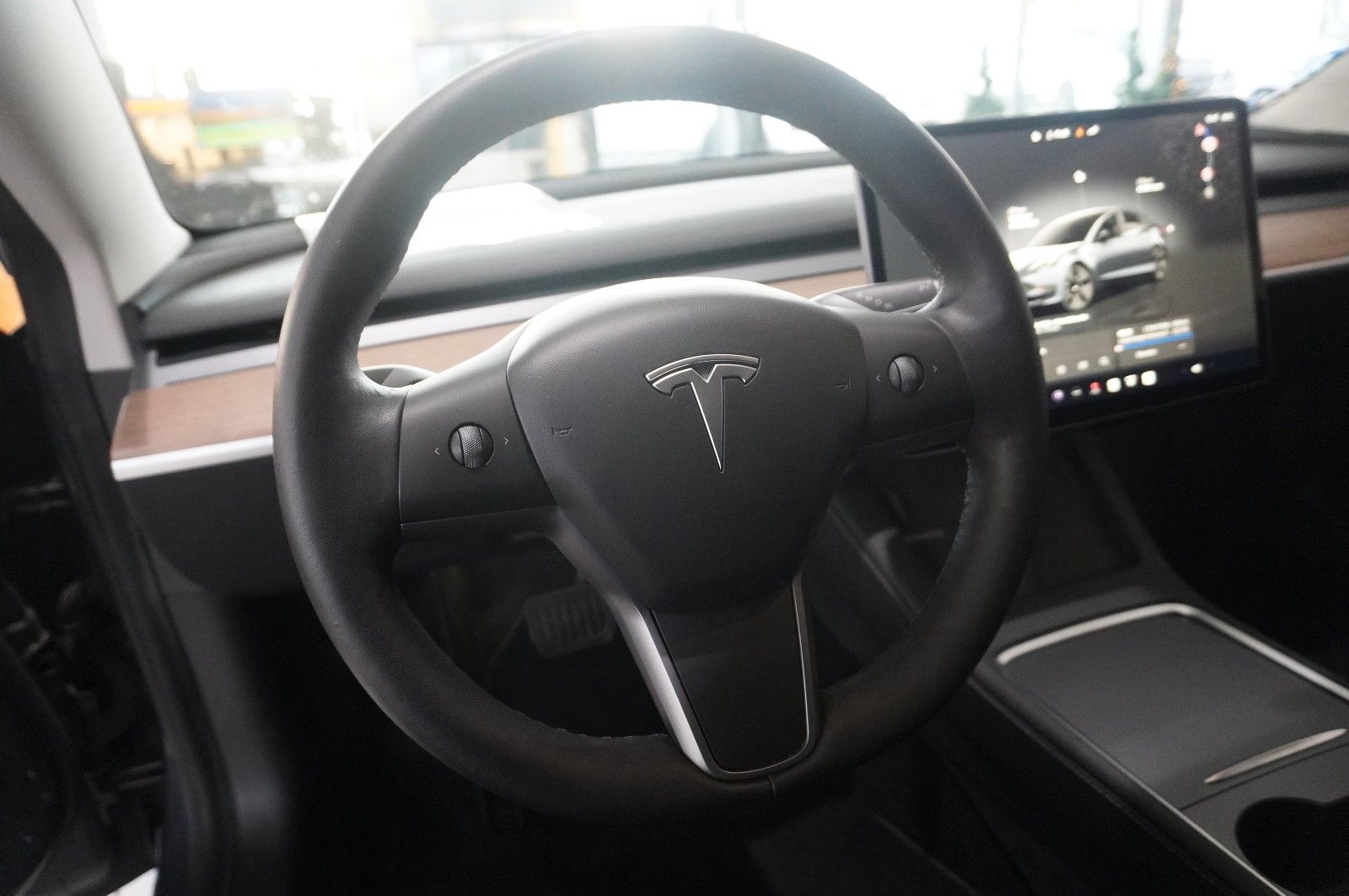 Fahrzeugabbildung Tesla Model 3 LONGRANGE DUAL-MOTOR NAVI/KAMERA/SH/PANO