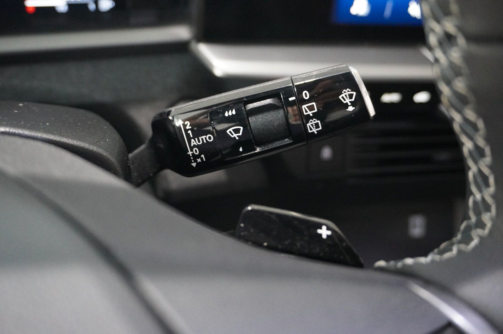 Fahrzeugabbildung Opel Grandland 1.2 48V HYBRID NAVI/LED/KAMERA/DAB+