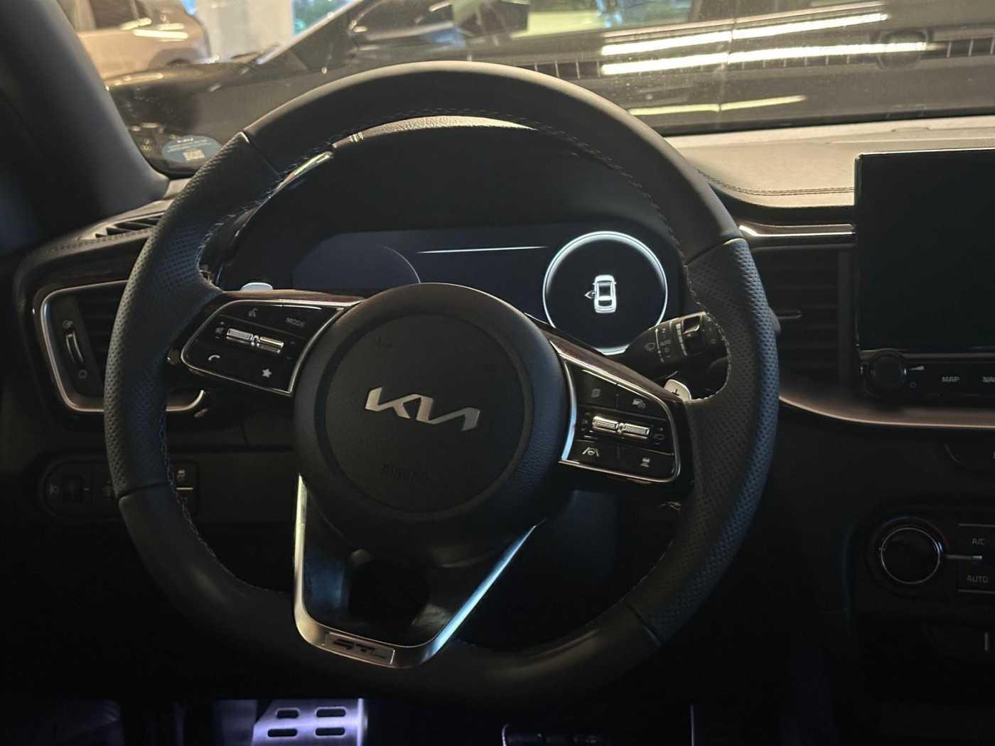 Kia PROCEED 1.5T DCT7 GTL TEC GD 18Z LEDER