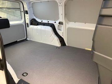 Volkswagen Caddy - 10
