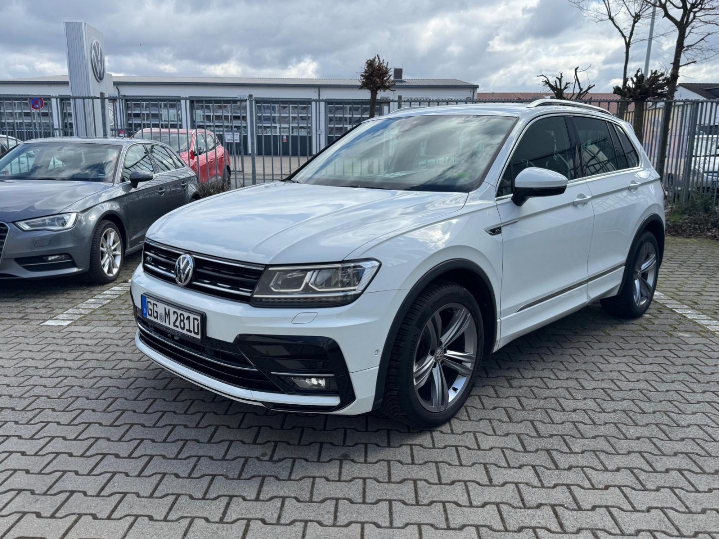 Volkswagen Tiguan Highline R-Line 1.5 TSI DSG AHK R-KAM NAV