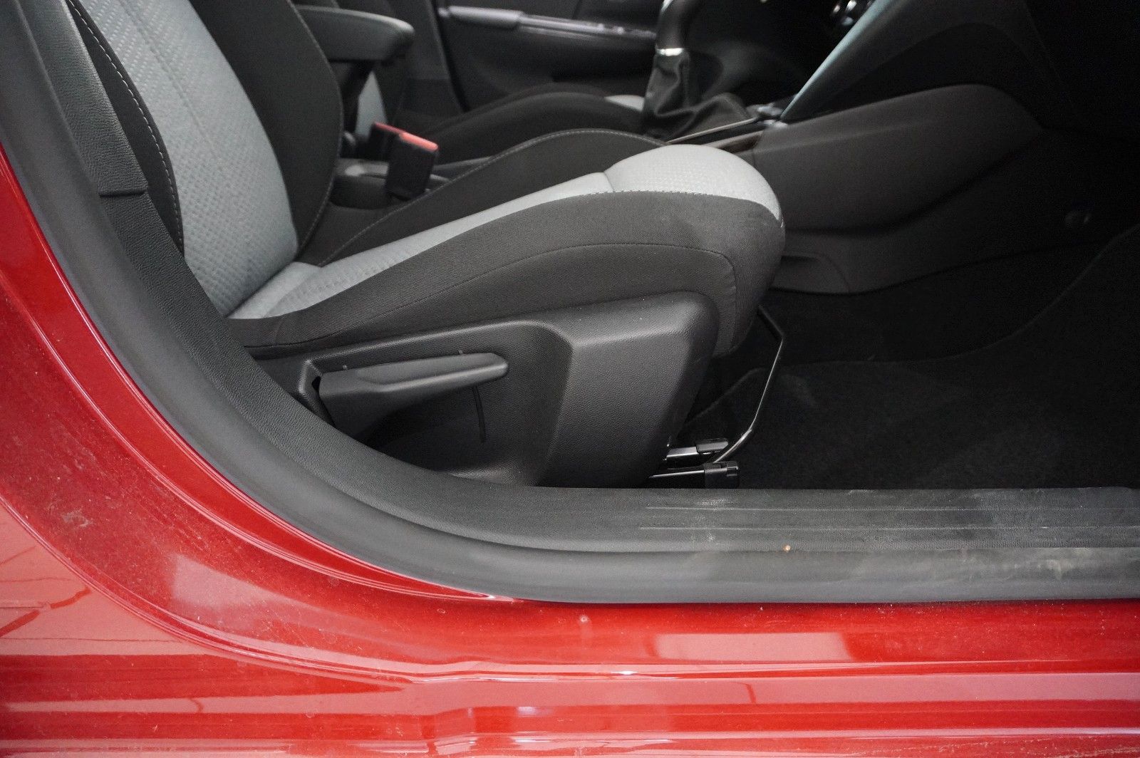 Fahrzeugabbildung Opel Corsa F 1.2 FACELIFT NAVI/LED/KAMERA/VIRTU./DAB+