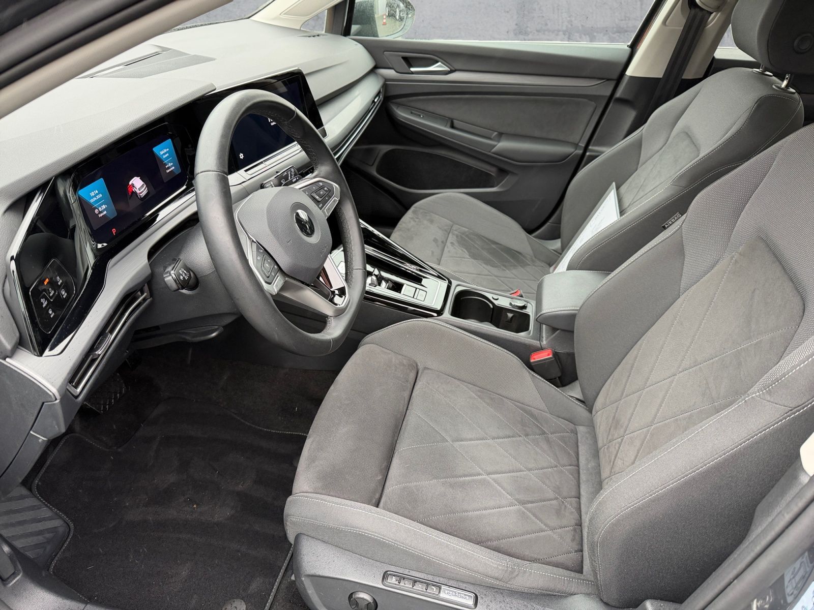 Volkswagen Golf - Bild 12