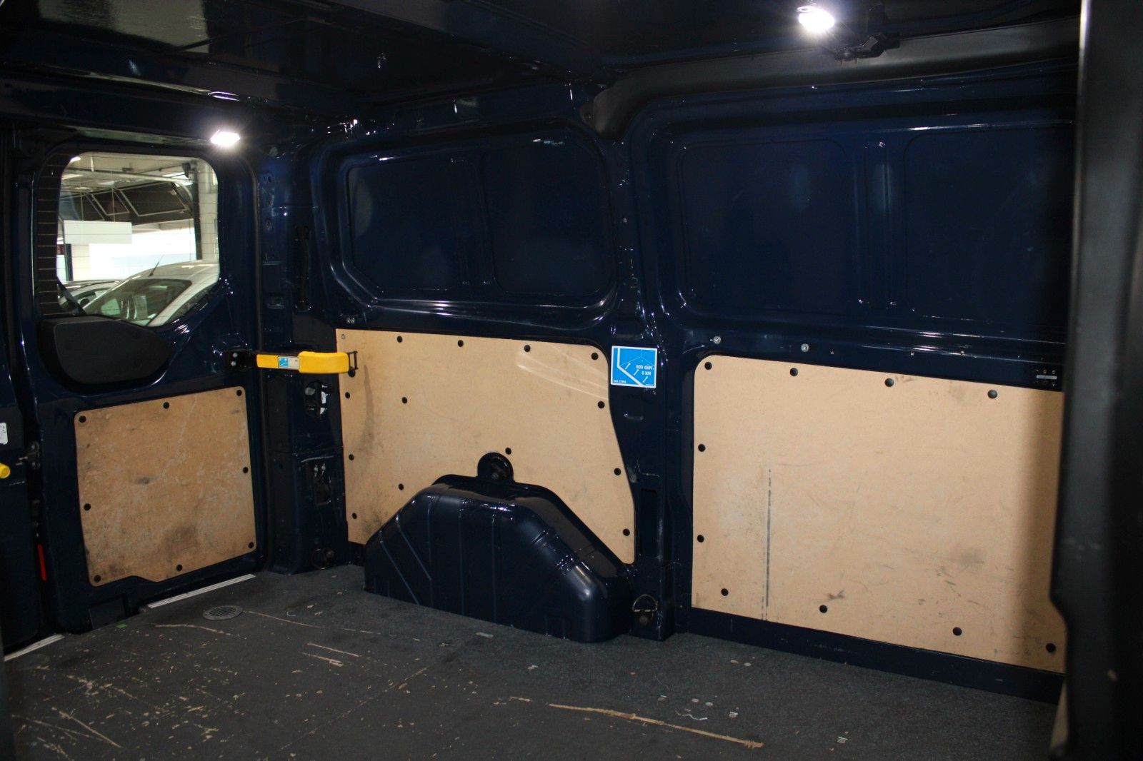 Fahrzeugabbildung Ford Transit Custom TREND L1 Kasten AHK KLIMA 1.Hand