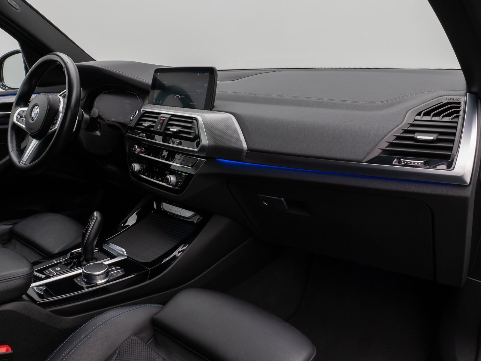 Fahrzeugabbildung BMW X3 xD20d M Sport Kamera DAB HiFi AHK Alarm 19Zol