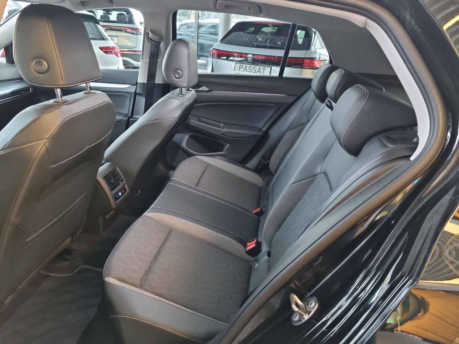 Volkswagen Golf - Bild 14