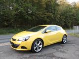 Opel Astra J GTC Innovation - Opel Astra aus 2011: Gtc