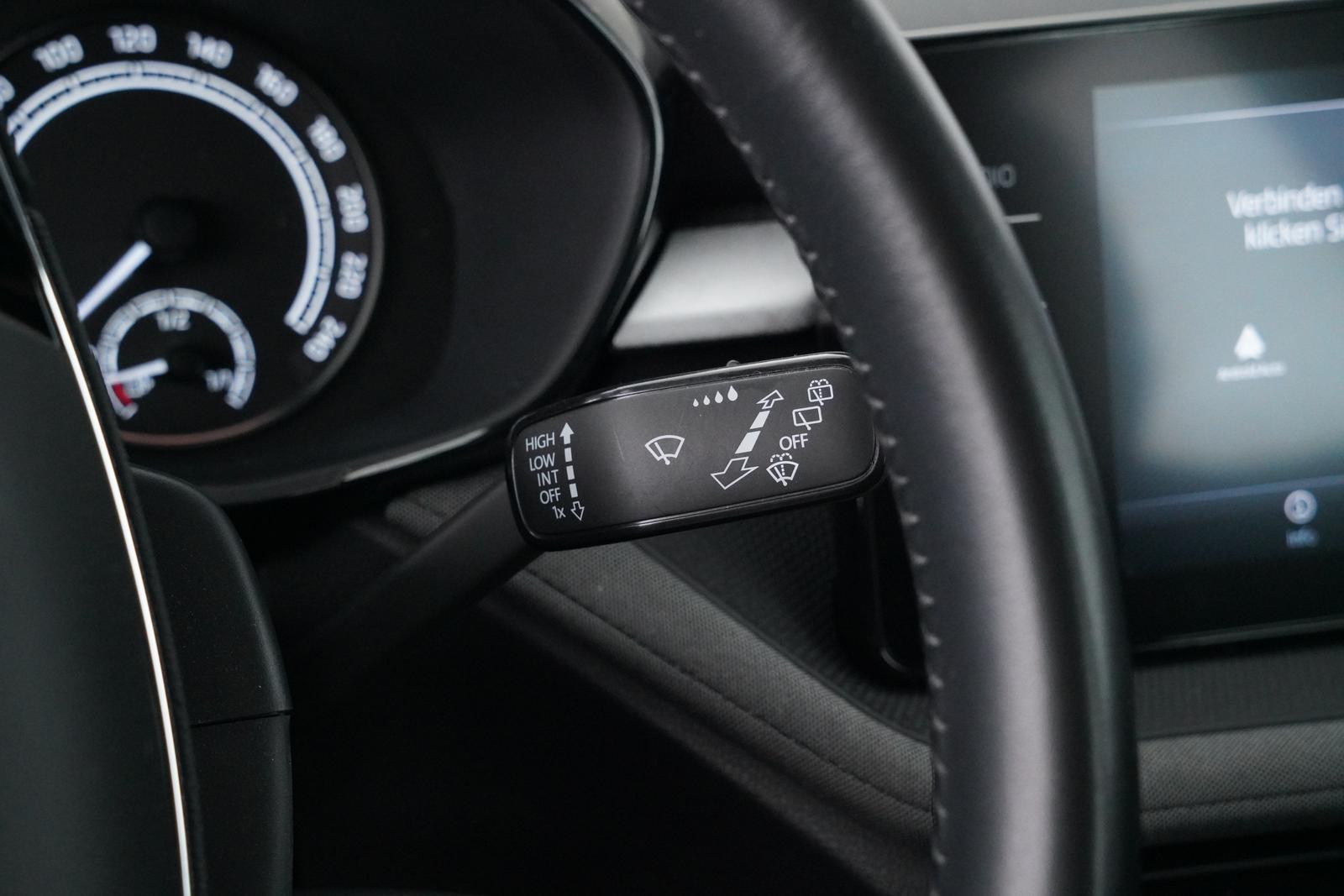 Skoda FABIA TOUR 1.0TSI 1.HAND+APPLE/ANDROID CARPLAY