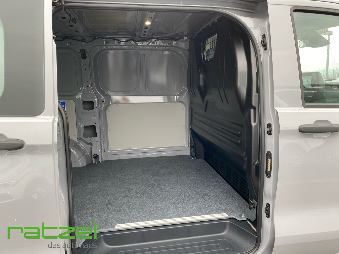 Fahrzeugabbildung Volkswagen Transporter New 2.0 TDI AHK+Klima