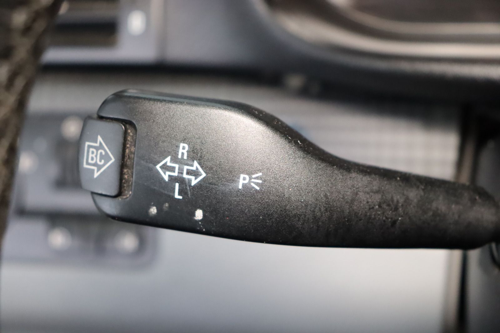 Fahrzeugabbildung BMW 320 i * Xenon * PDC * Klimaautom. *