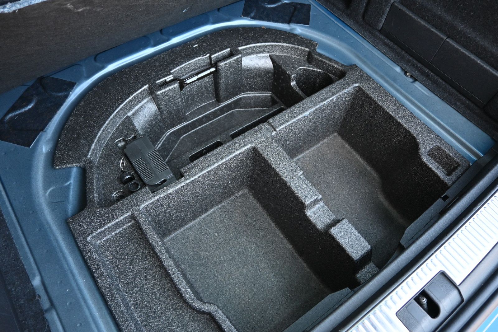 Fahrzeugabbildung SKODA Superb 1.5 TSI ACT DSG STYLE COMBI °ACC°AHK°