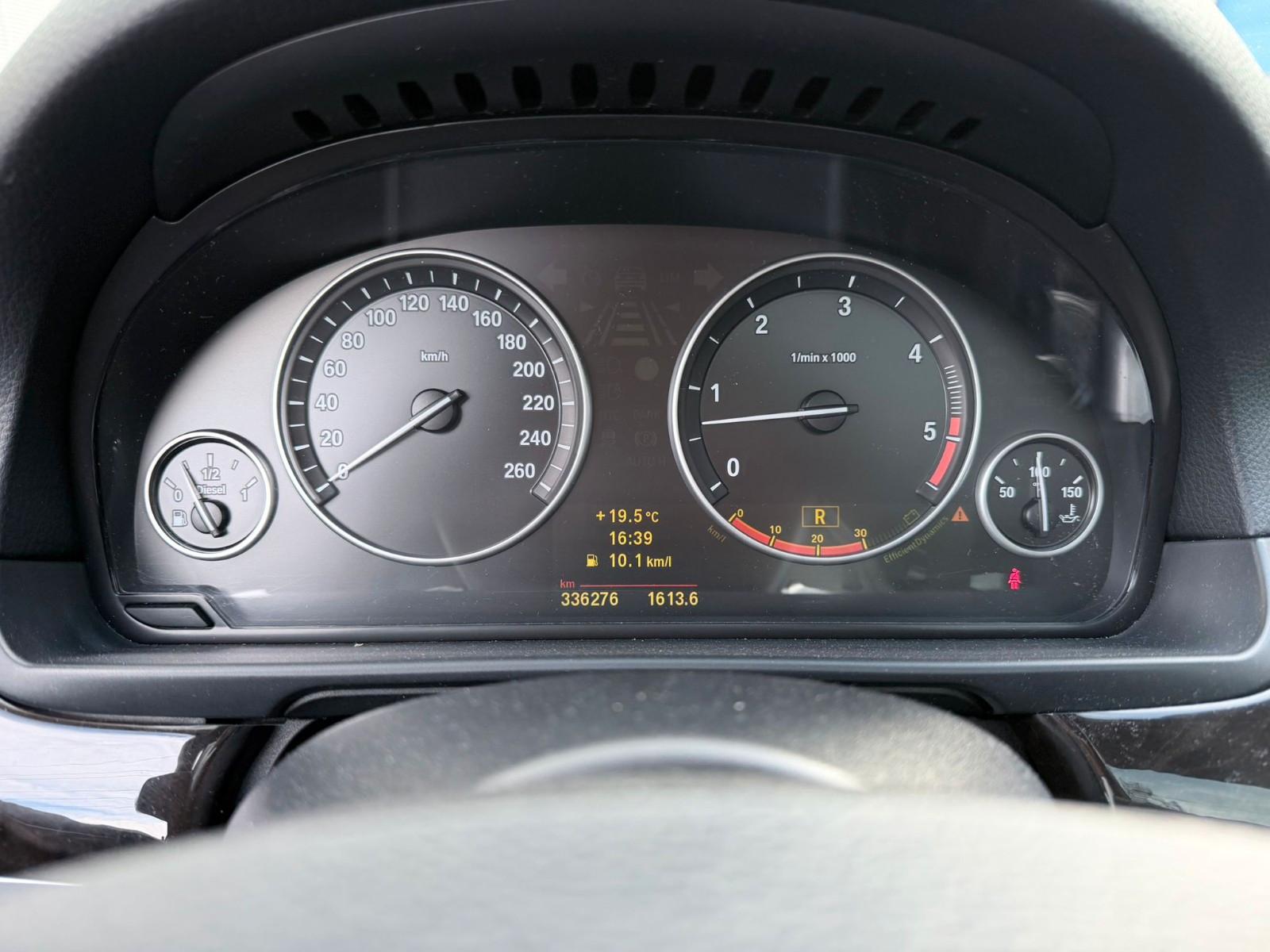 BMW 530 2010 — photo 8