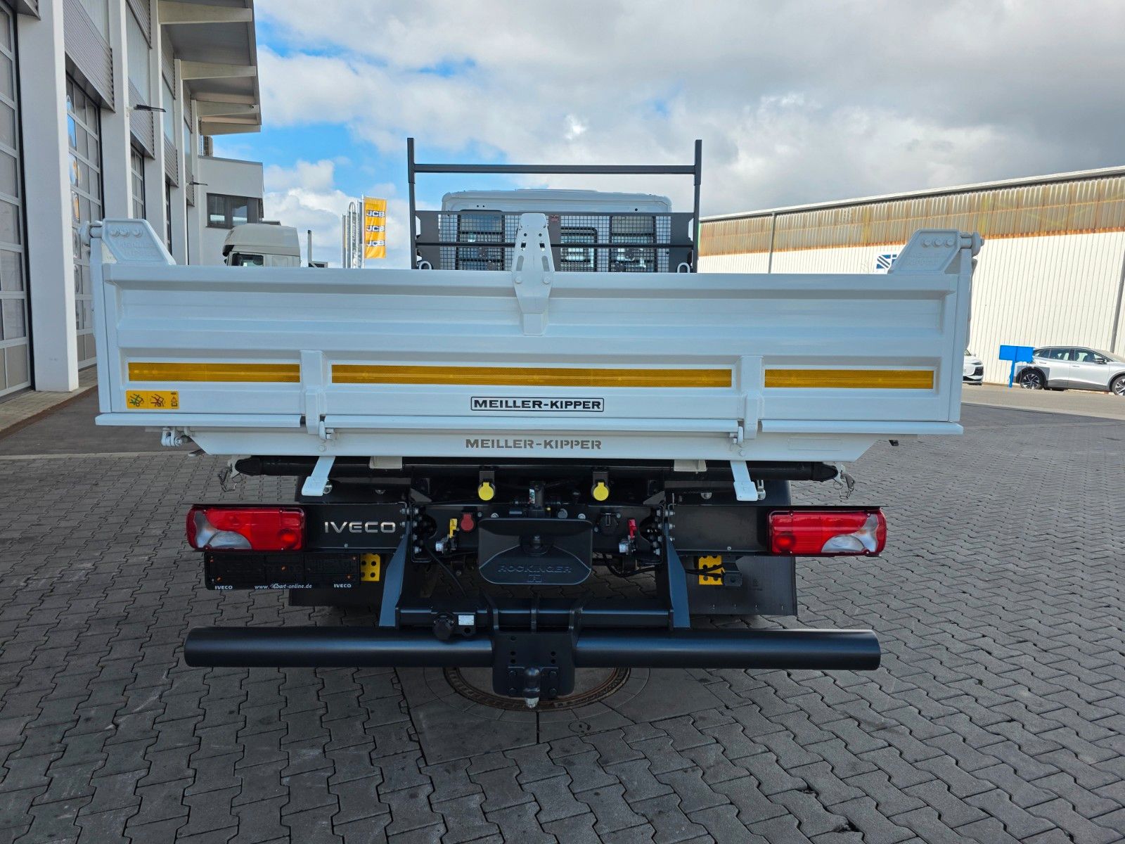 Fahrzeugabbildung Iveco Eurocargo ML80E22 Meiller 2x AHK 6 Zylinder