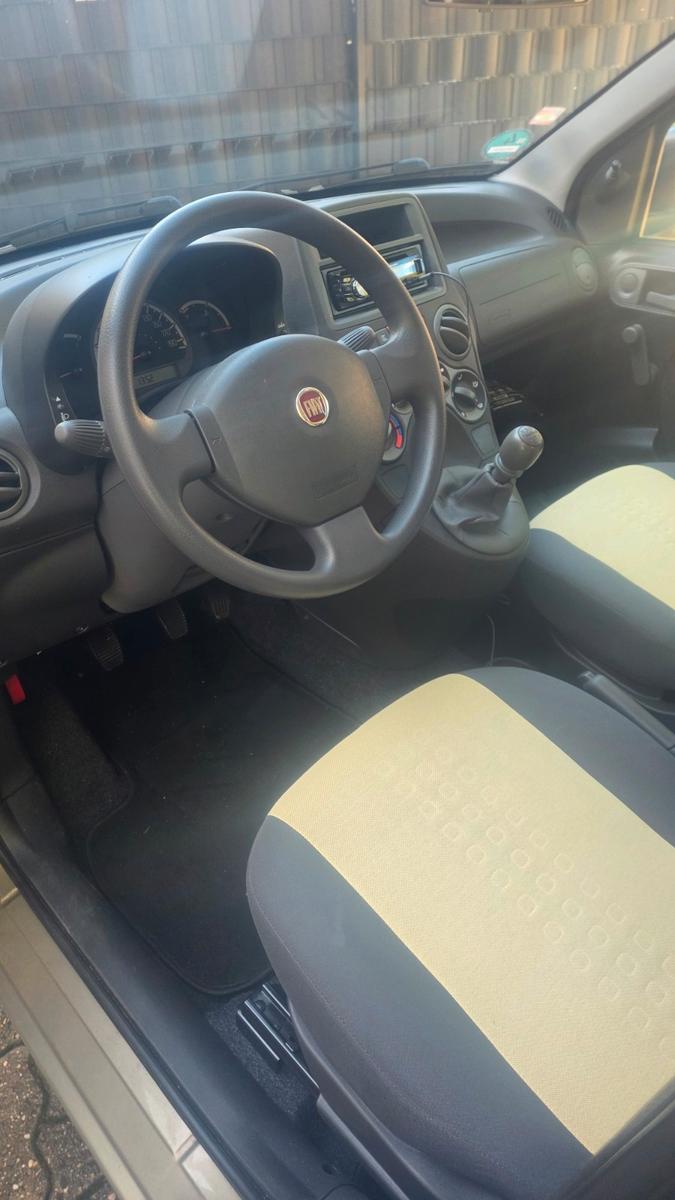 Fiat Panda  12.000 km und frischen tüv