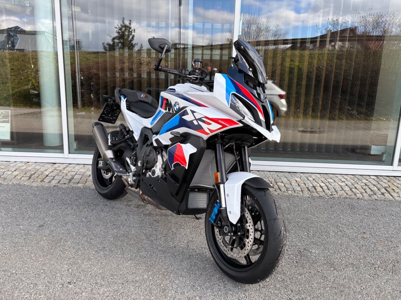 Fahrzeugabbildung BMW M 1000 XR