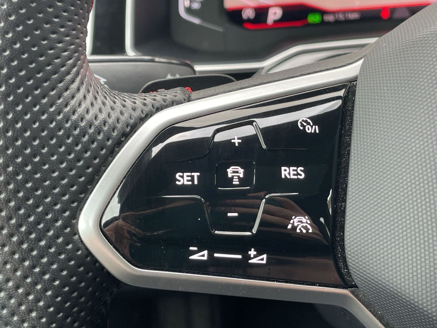 Polo GTI 2.0 TSI DSG Pano/Kamera/Keyless/Beats  