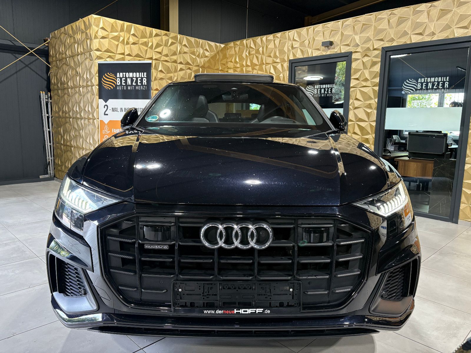Fahrzeugabbildung Audi Q8 50 TDI quattro/PANO/NACHTSICHT/MEMORY/APPLE/