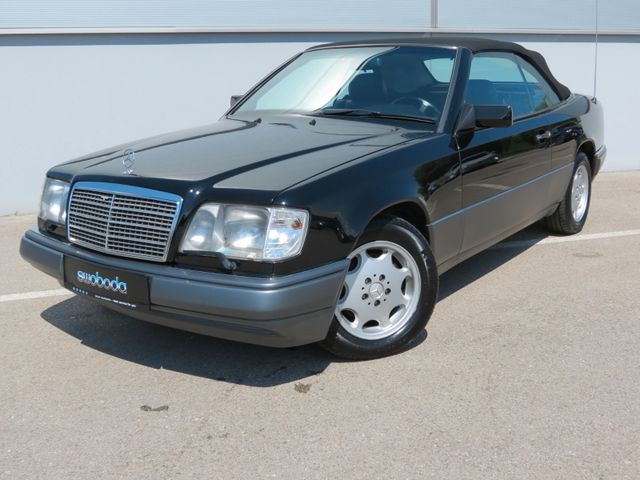 Mercedes-Benz E 220 Cabrio A124 Leder Alarmanlage Klima SItzhz