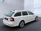 Skoda Octavia Combi RS+XENON+NAVI+LEDER+PDC+DSG+1.HAND - Skoda Octavia aus 2012: RS