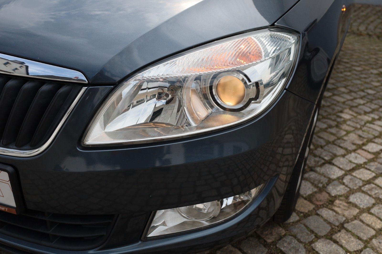 Fahrzeugabbildung SKODA Fabia Combi Family 1,2 TSI *SHZ *PDC *Climatro.
