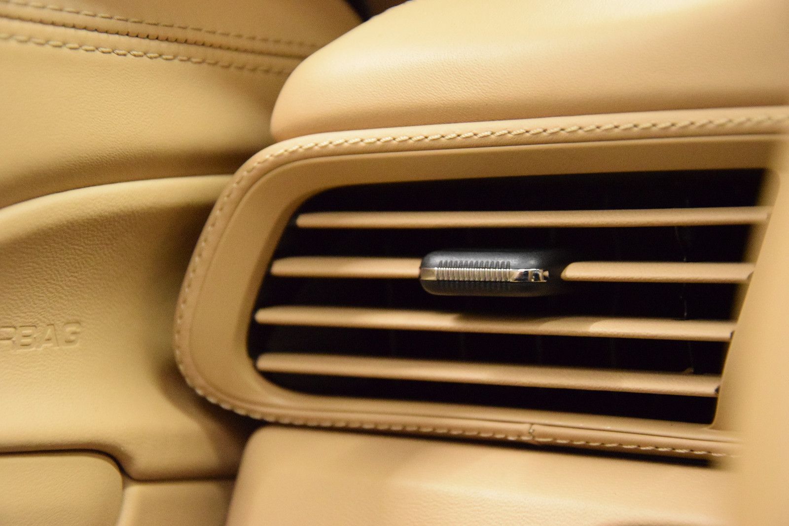 Fahrzeugabbildung Porsche 911/991.2 Carrera 4S Cabrio BOSE S.AGA Sitzlüft.