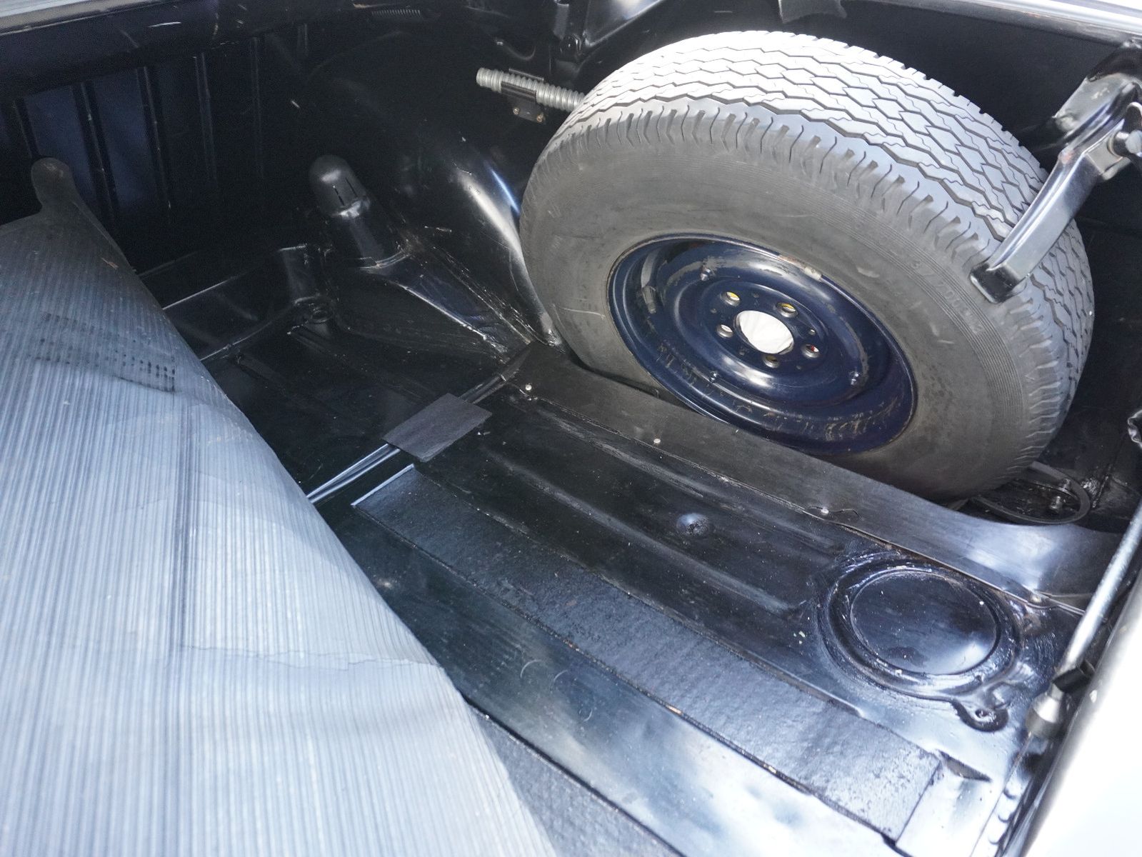 Fahrzeugabbildung Mercedes-Benz 200