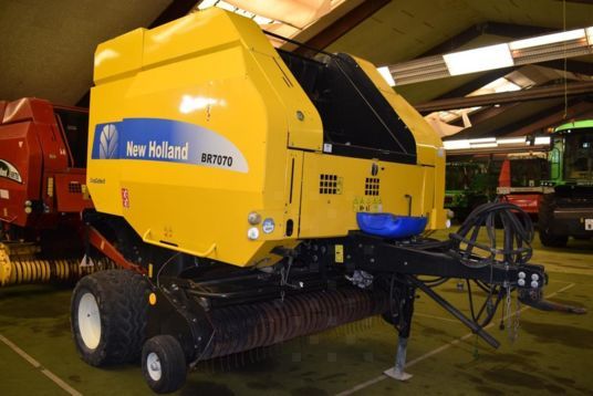 New Holland BR 7070 Crop Cutter