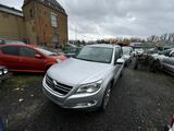 Volkswagen Tiguan Track & Field 4Motion - Volkswagen Tiguan: Field Track