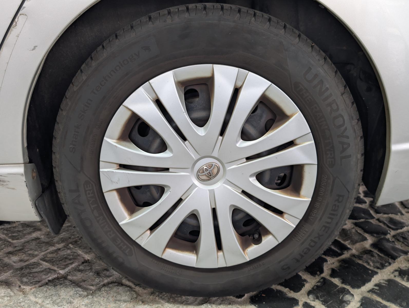 Toyota Avensis 2010 — photo 10