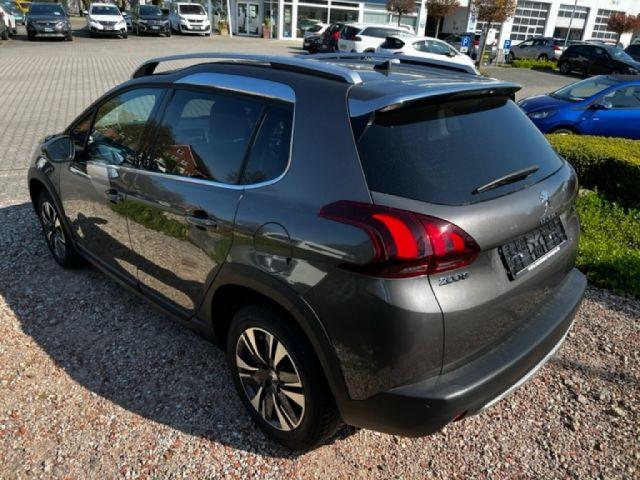 Peugeot 2008 Allure PureTech 110